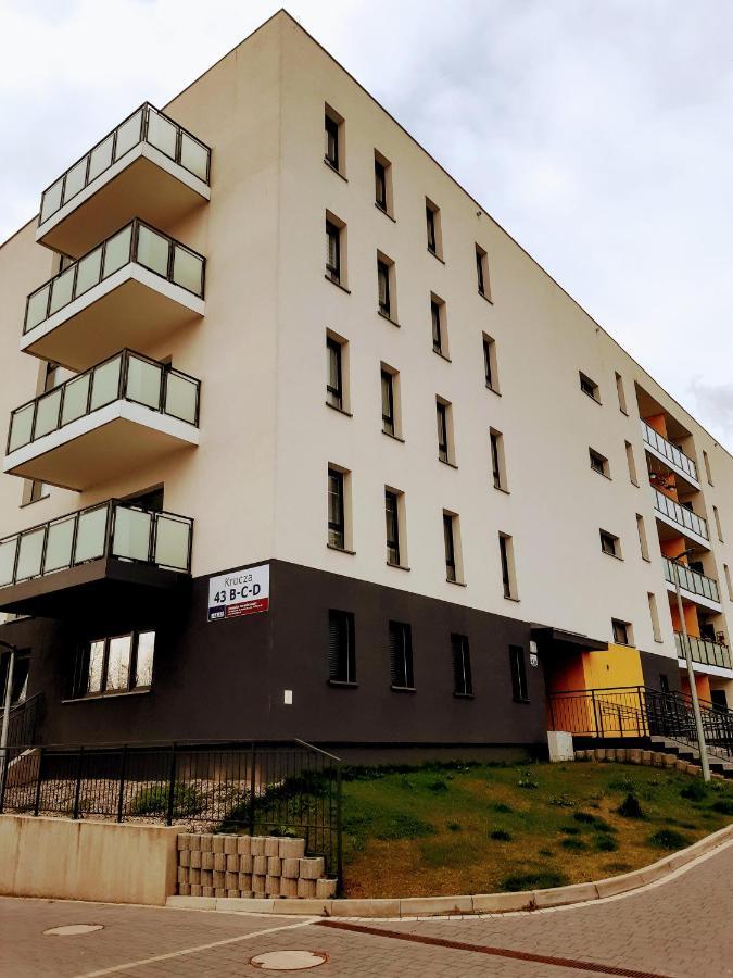 Apartament na Kruczej Lubiń Zewnętrze zdjęcie