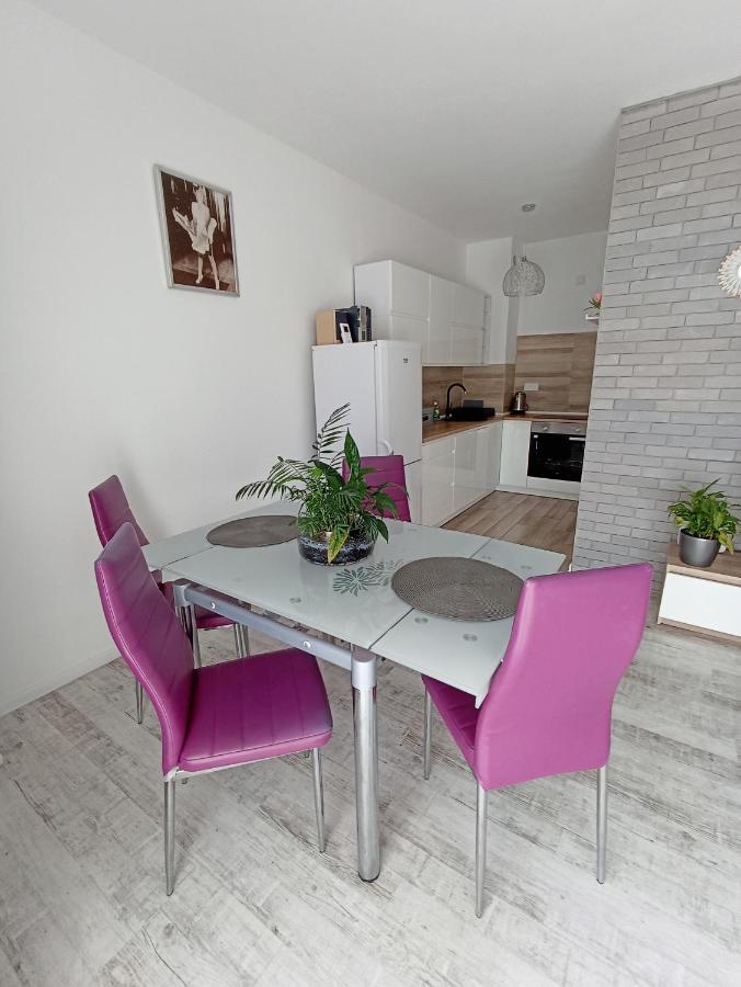 Apartament na Kruczej Lubiń Zewnętrze zdjęcie